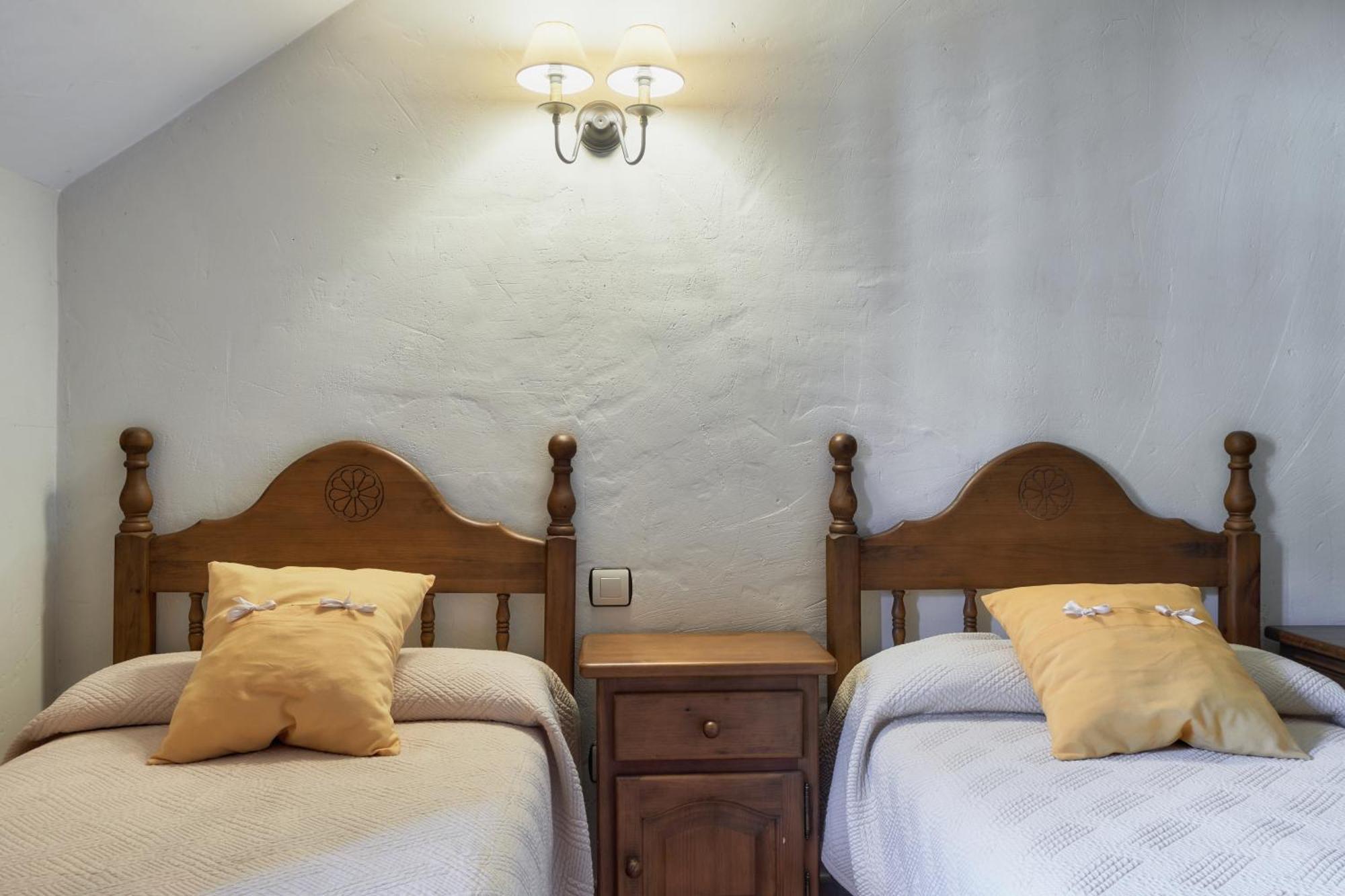 Maison d'hôtes Aldaron à Boca de Huérgano Extérieur photo